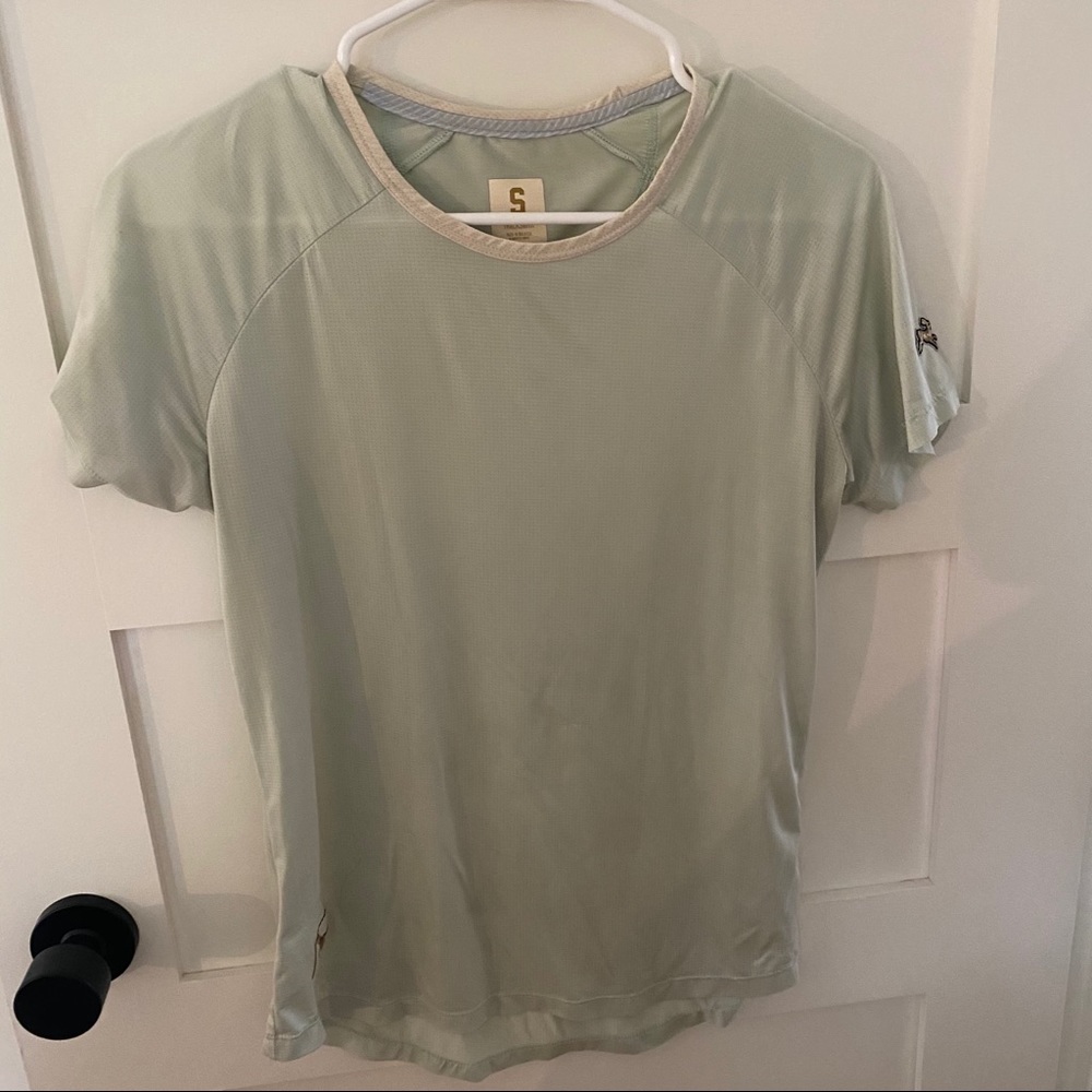 Tracksmith twilight running top size small